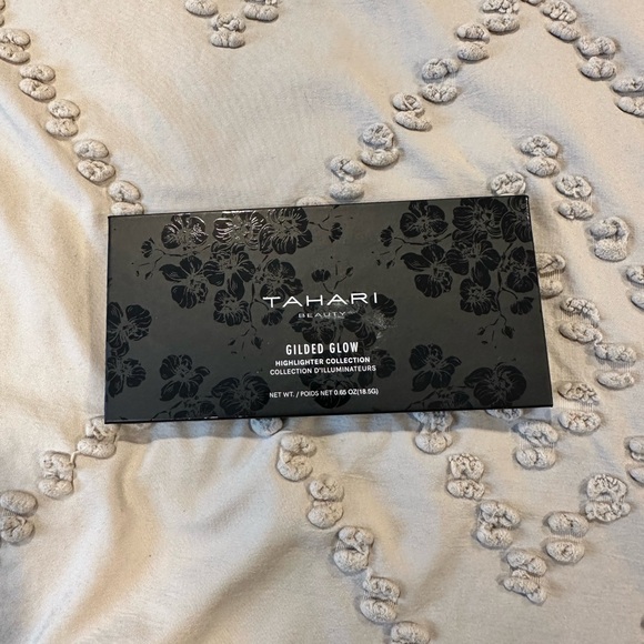 Tahari Black Floral Highlighter Collection - Picture 2 of 6